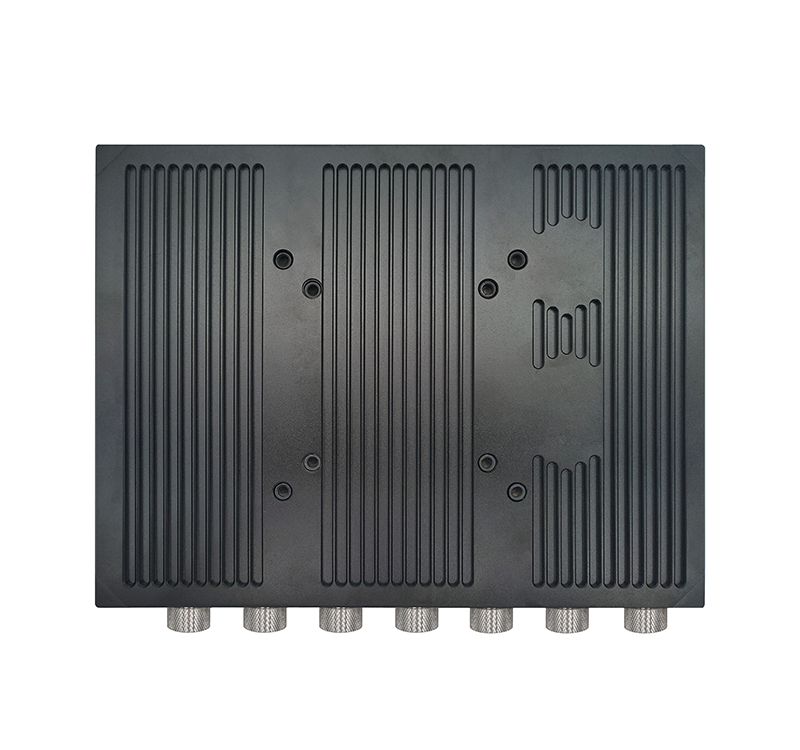 Outdoor 10.4 Inch Fanless IP65 Dustproof Waterproof Industrial Panel PC